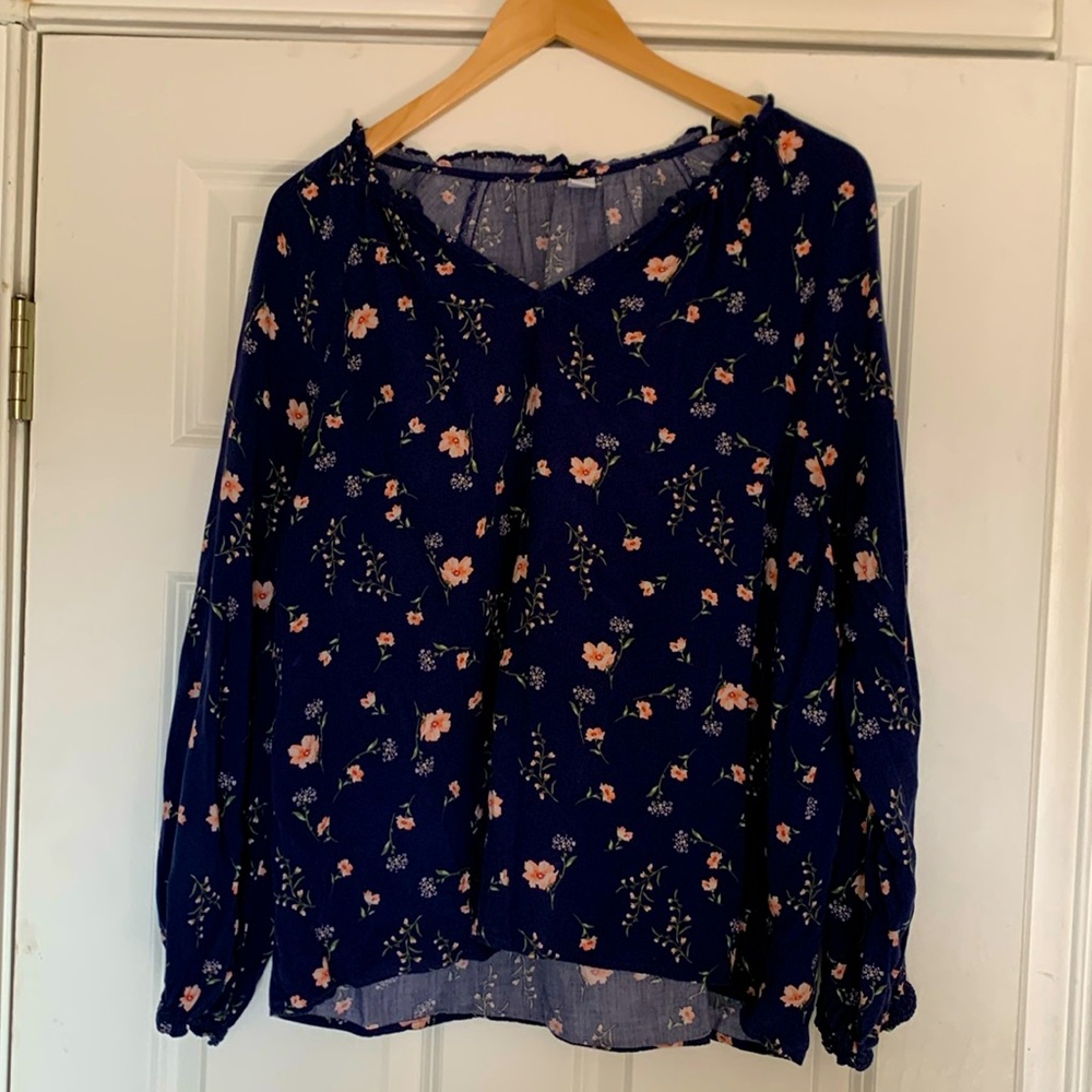 Old navy long sleeve blouse